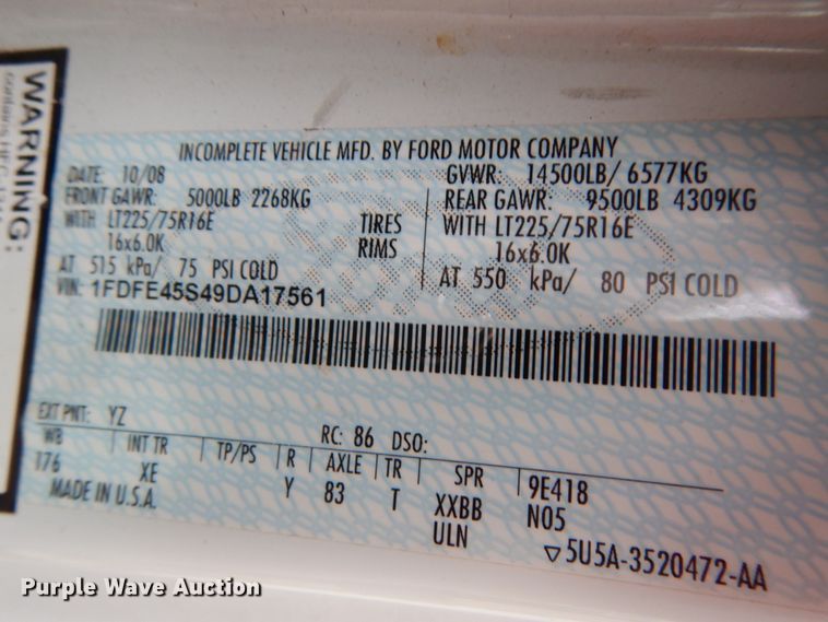 image for item DM2933 2009 Ford E450  shuttle bus