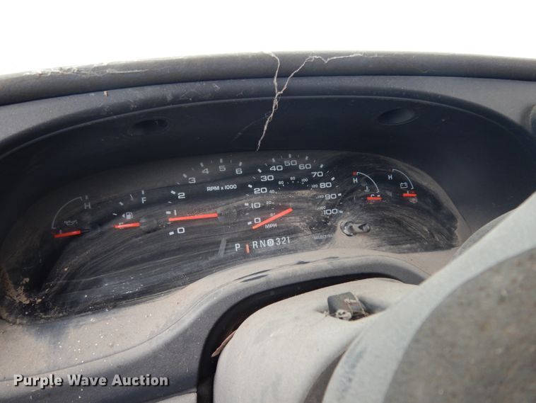 image for item DM2934 2008 Ford E350  shuttle bus