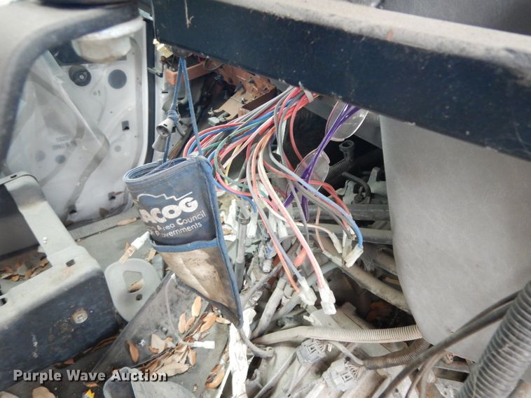 image for item DM2934 2008 Ford E350  shuttle bus