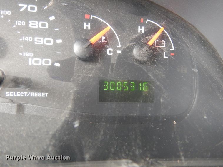 image for item DM2937 2008 Ford E450  shuttle bus