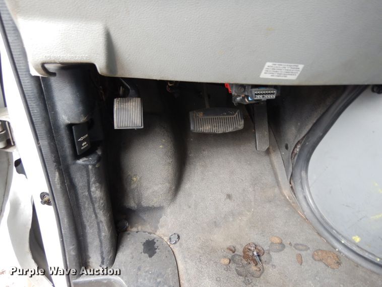 image for item DM2939 2009 Ford E450  shuttle bus