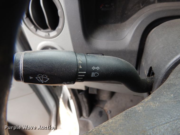 image for item DM2939 2009 Ford E450  shuttle bus