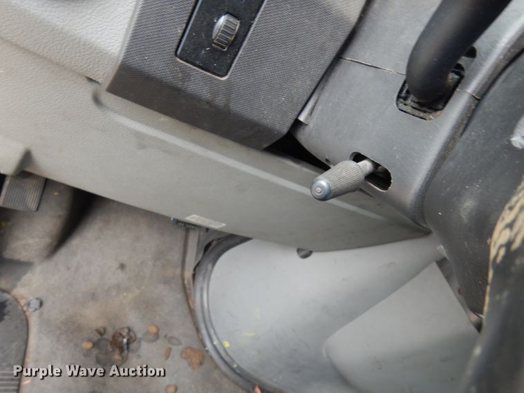 image for item DM2939 2009 Ford E450  shuttle bus