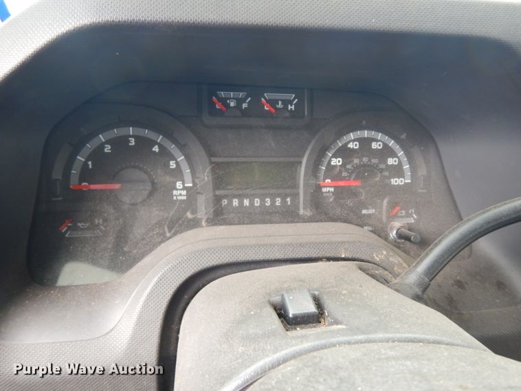 image for item DM2939 2009 Ford E450  shuttle bus