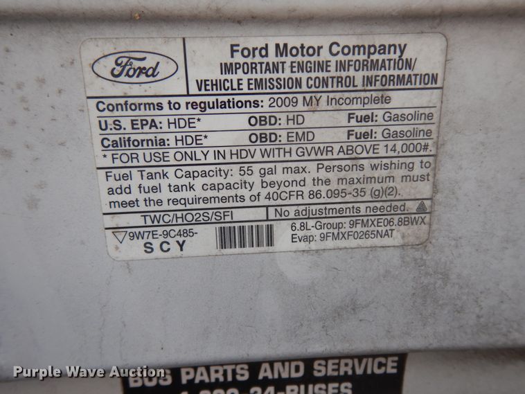 image for item DM2939 2009 Ford E450  shuttle bus
