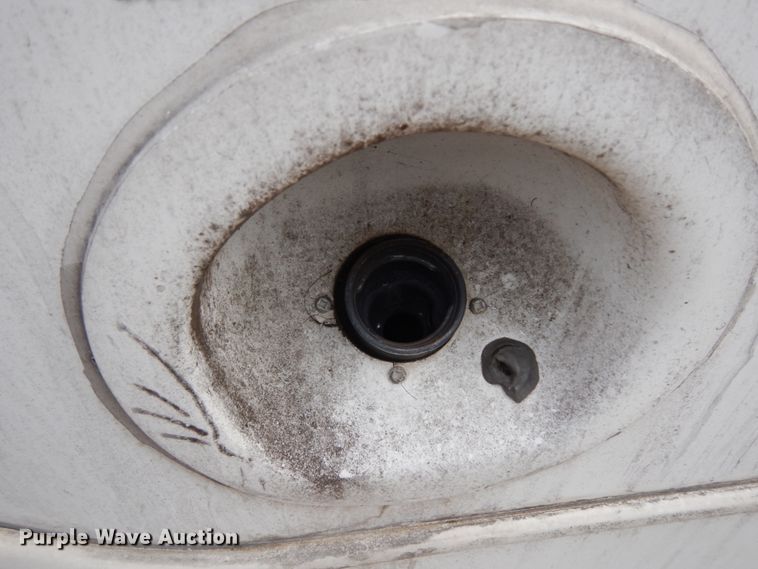 image for item DM2939 2009 Ford E450  shuttle bus