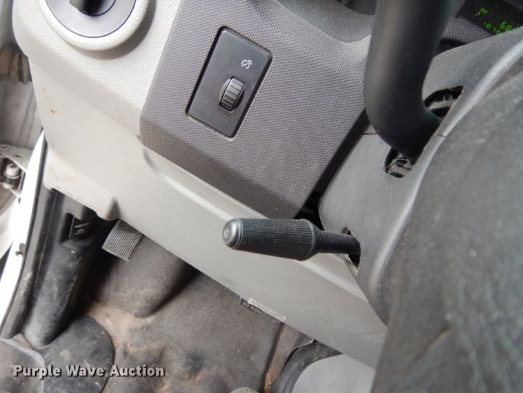 image for item DM2942 2009 Ford E450  shuttle bus