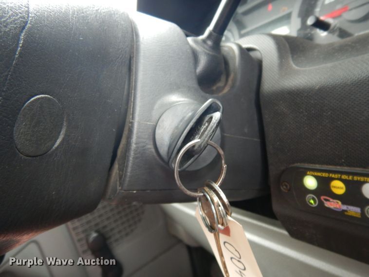 image for item DM2942 2009 Ford E450  shuttle bus