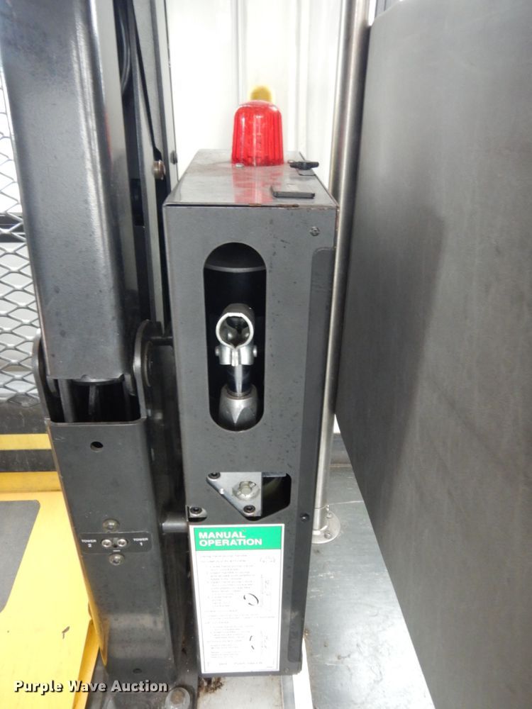 image for item DM2942 2009 Ford E450  shuttle bus