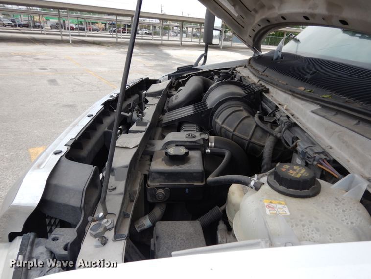 image for item DM2942 2009 Ford E450  shuttle bus