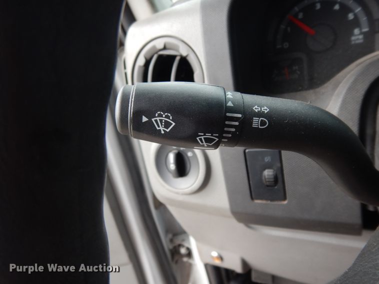 image for item DM2943 2009 Ford E450  shuttle bus