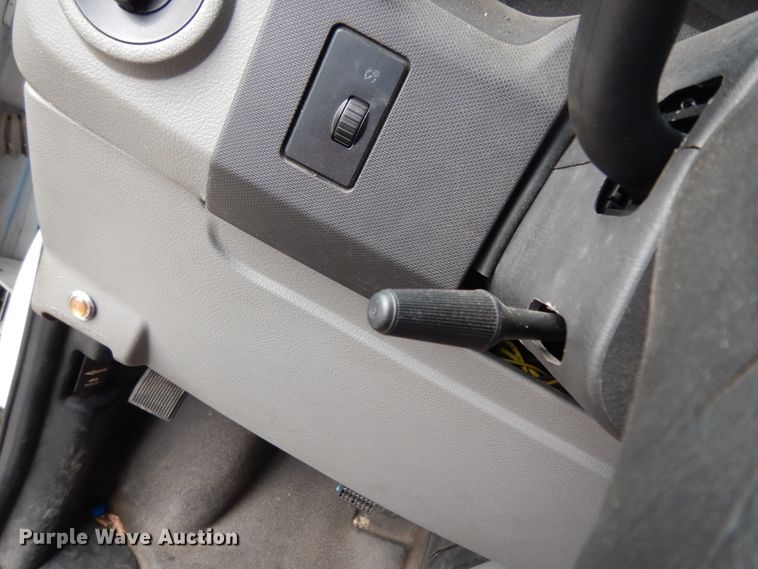 image for item DM2943 2009 Ford E450  shuttle bus