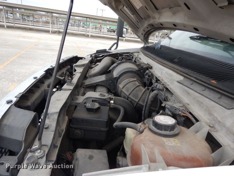 image for item DM2943 2009 Ford E450  shuttle bus