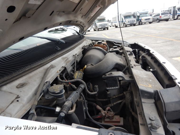 image for item DM2943 2009 Ford E450  shuttle bus