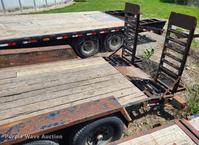 image for item DN5502 2006 Hillsboro S418-2X-BT  utility trailer