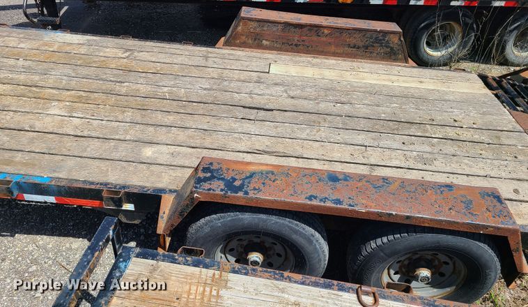 image for item DN5502 2006 Hillsboro S418-2X-BT  utility trailer