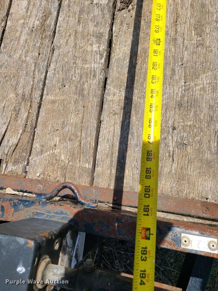 image for item DN5502 2006 Hillsboro S418-2X-BT  utility trailer