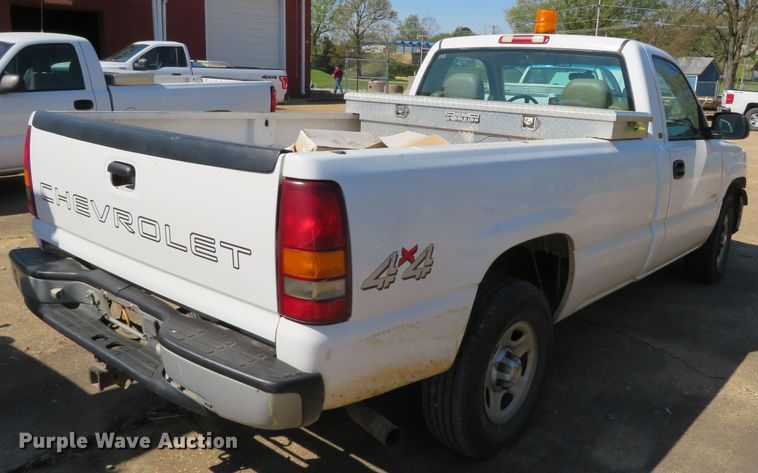 image for item DN5769 2001 Chevrolet Silverado 1500  pickup truck