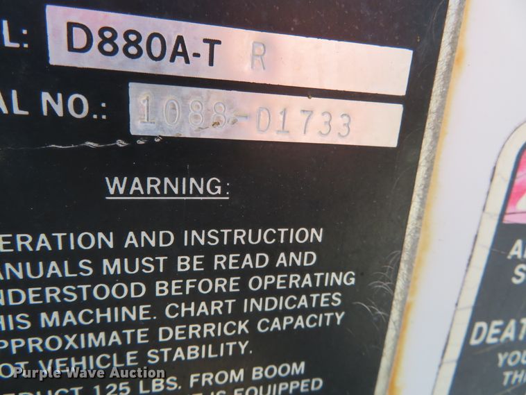 image for item DN5770 1989 Ford F800  digger derrick truck