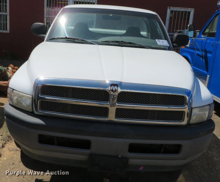 image for item DN5771 2001 Dodge Ram 1500  pickup truck