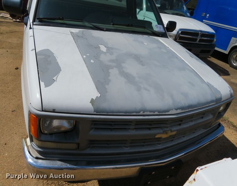 image for item DN5775 1994 Chevrolet 1500  pickup truck