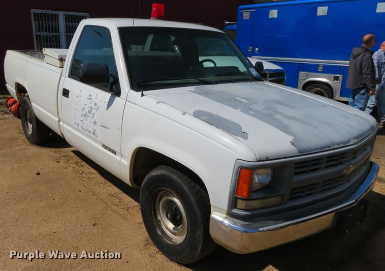 image for item DN5775 1994 Chevrolet 1500  pickup truck