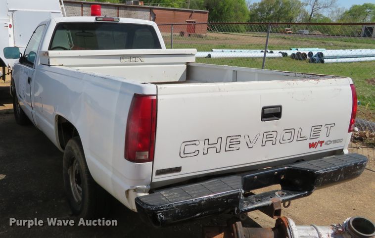 image for item DN5775 1994 Chevrolet 1500  pickup truck
