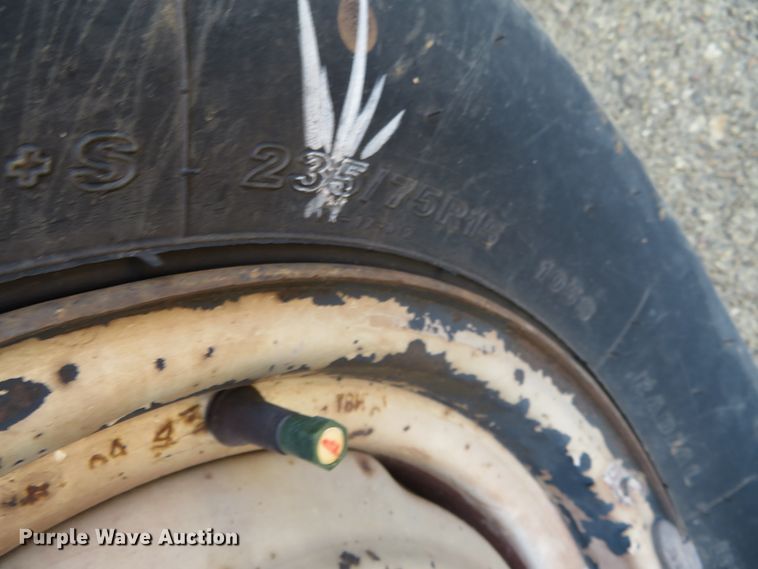 image for item DN5775 1994 Chevrolet 1500  pickup truck