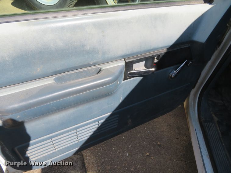 image for item DN5775 1994 Chevrolet 1500  pickup truck