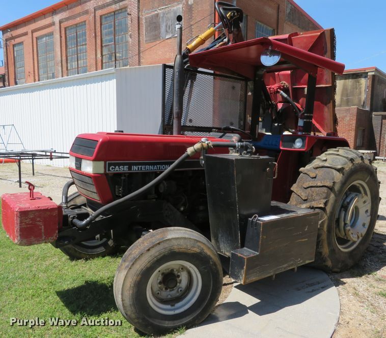 image for item DN5777 Case IH 995  tractor