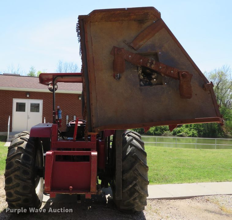 image for item DN5777 Case IH 995  tractor