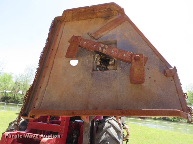 image for item DN5777 Case IH 995  tractor