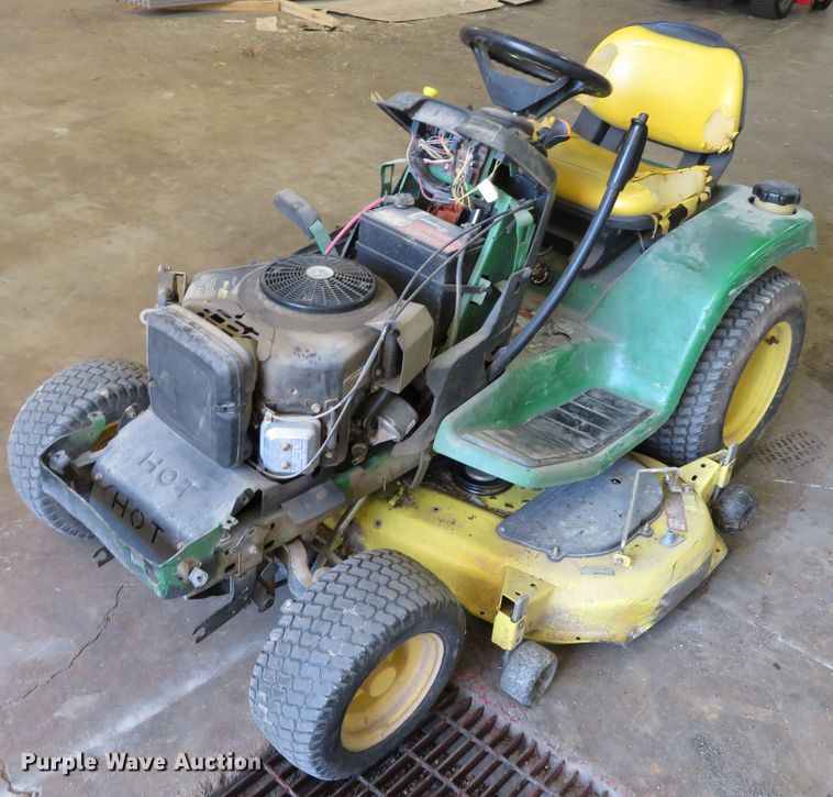 image for item DN5781 John Deere GT235  lawn mower