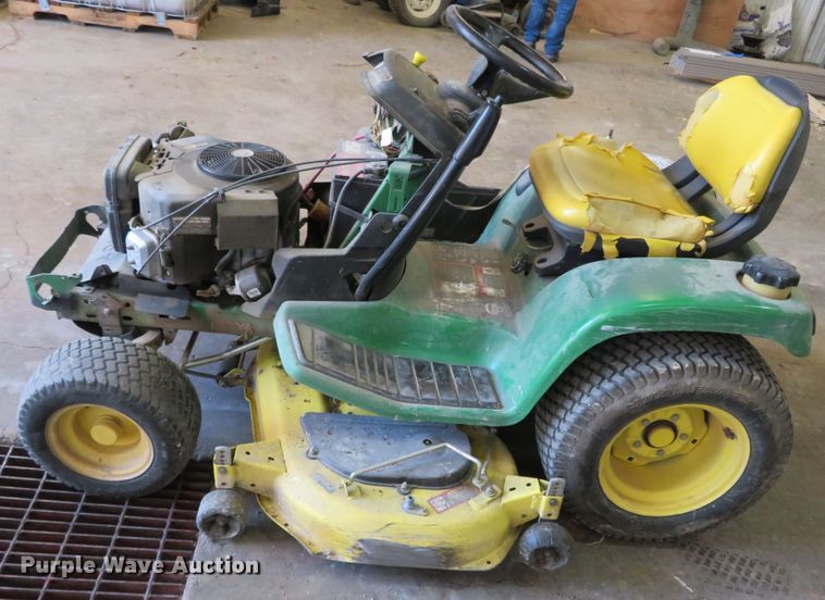 image for item DN5781 John Deere GT235  lawn mower