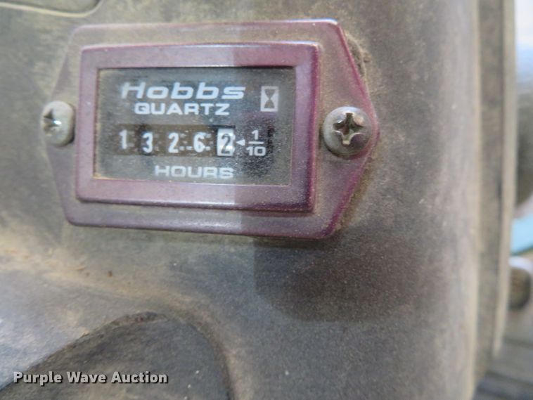 image for item DN5781 John Deere GT235  lawn mower