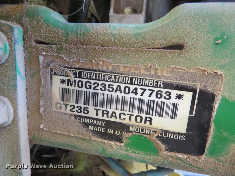 image for item DN5781 John Deere GT235  lawn mower