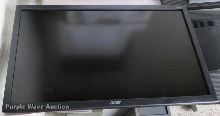 image for item DN5789 (3) Acer V226HQL 21.5" computer monitors