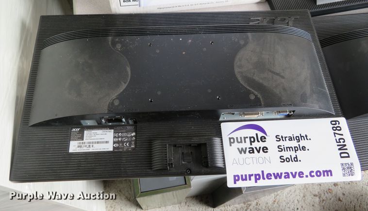 image for item DN5789 (3) Acer V226HQL 21.5" computer monitors