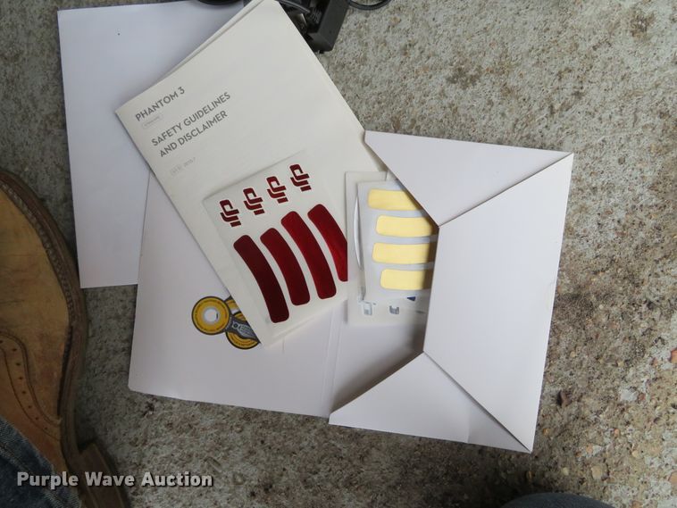 image for item DN5792 (2) DJI PV331/Phantom 3 drones