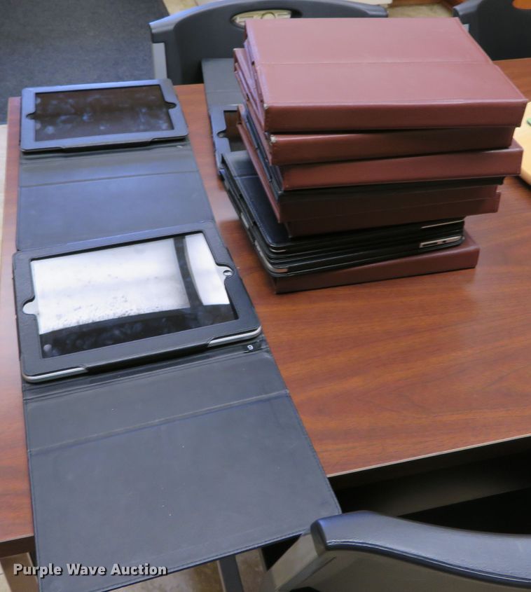 image for item DN5795 (12) Apple iPads