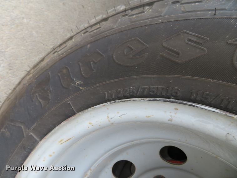 image for item DN5806 2005 Ford E450  delivery truck