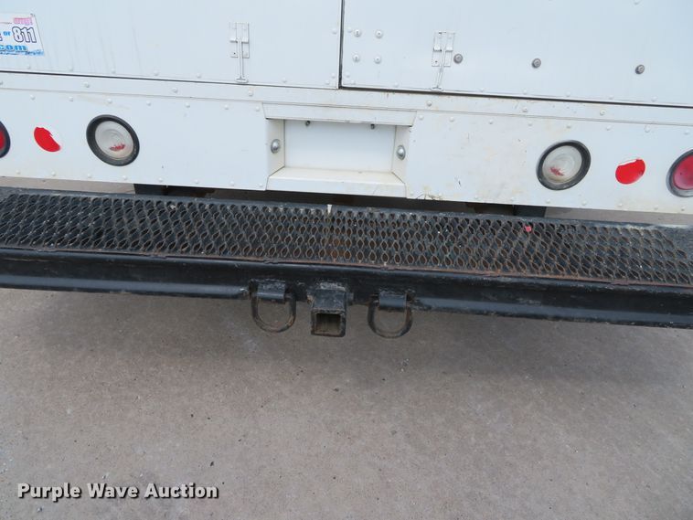image for item DN5806 2005 Ford E450  delivery truck