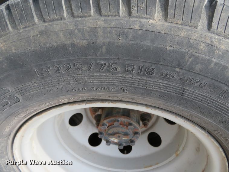 image for item DN5806 2005 Ford E450  delivery truck