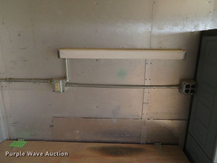 image for item DN5806 2005 Ford E450  delivery truck