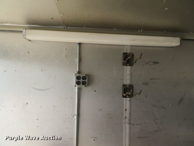 image for item DN5806 2005 Ford E450  delivery truck