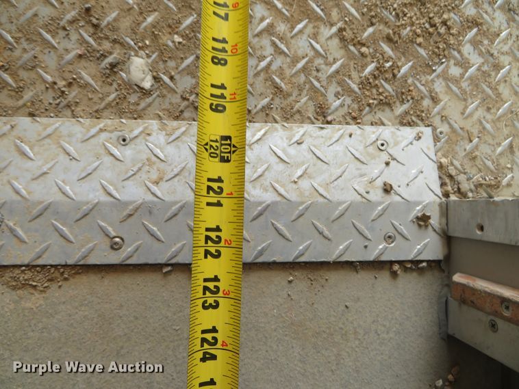 image for item DN5806 2005 Ford E450  delivery truck