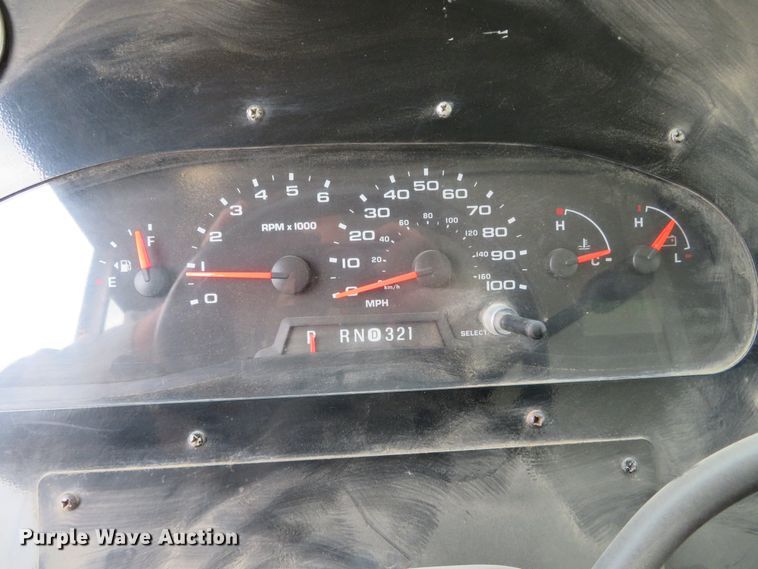 image for item DN5806 2005 Ford E450  delivery truck