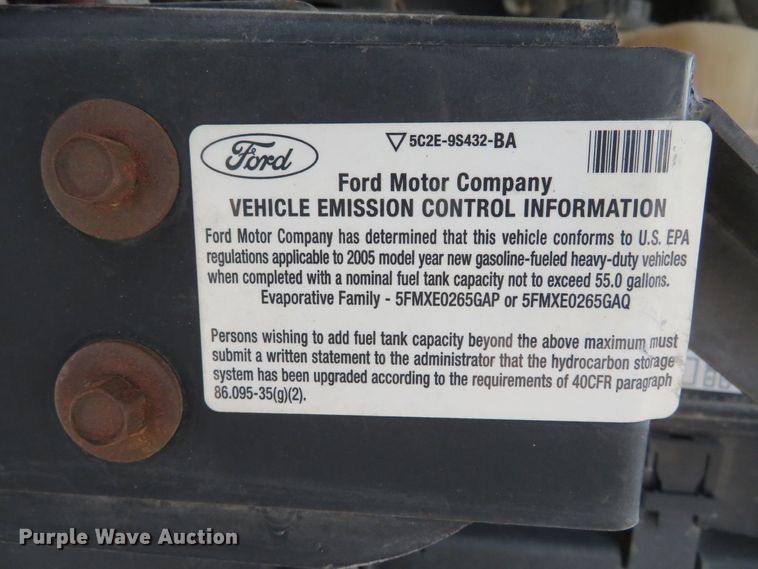 image for item DN5806 2005 Ford E450  delivery truck