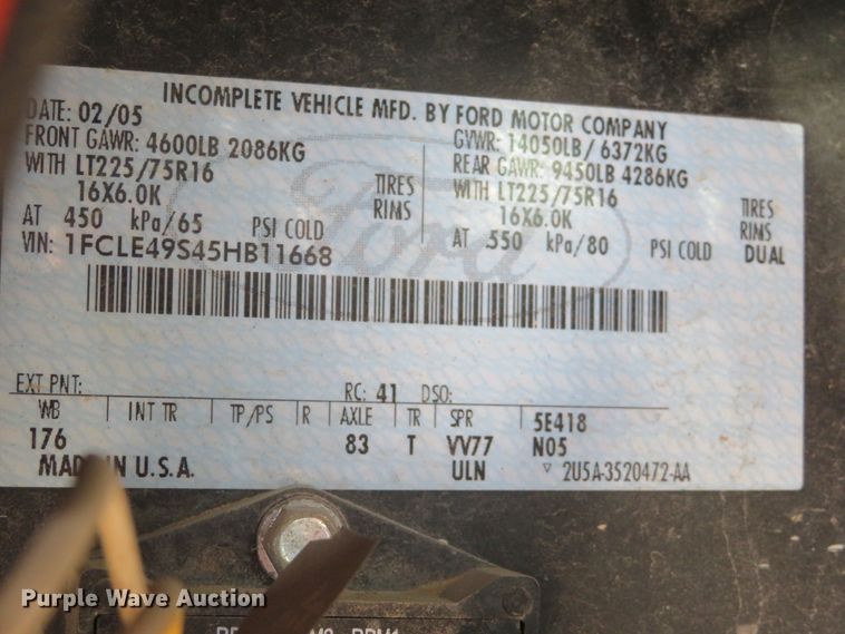 image for item DN5806 2005 Ford E450  delivery truck