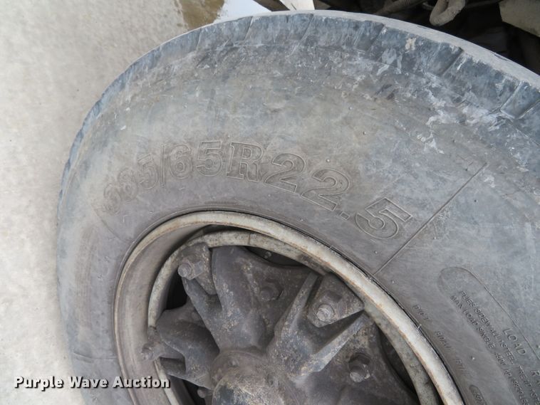 image for item DN5813 1993 Ford LN8000  sewer jetter truck